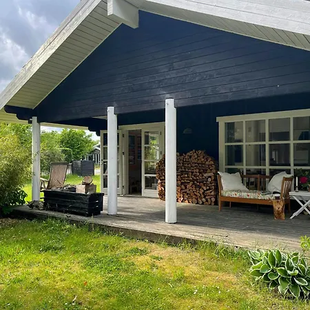 Ferienhaus Summer House With Path To Pier By Fjord Skibby